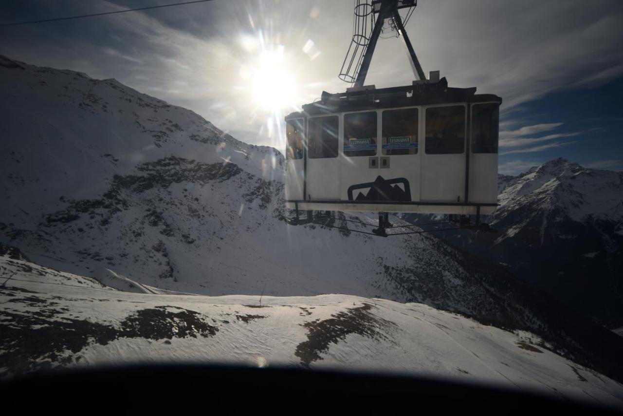Albergo Stelvio ボルミオ エクステリア 写真