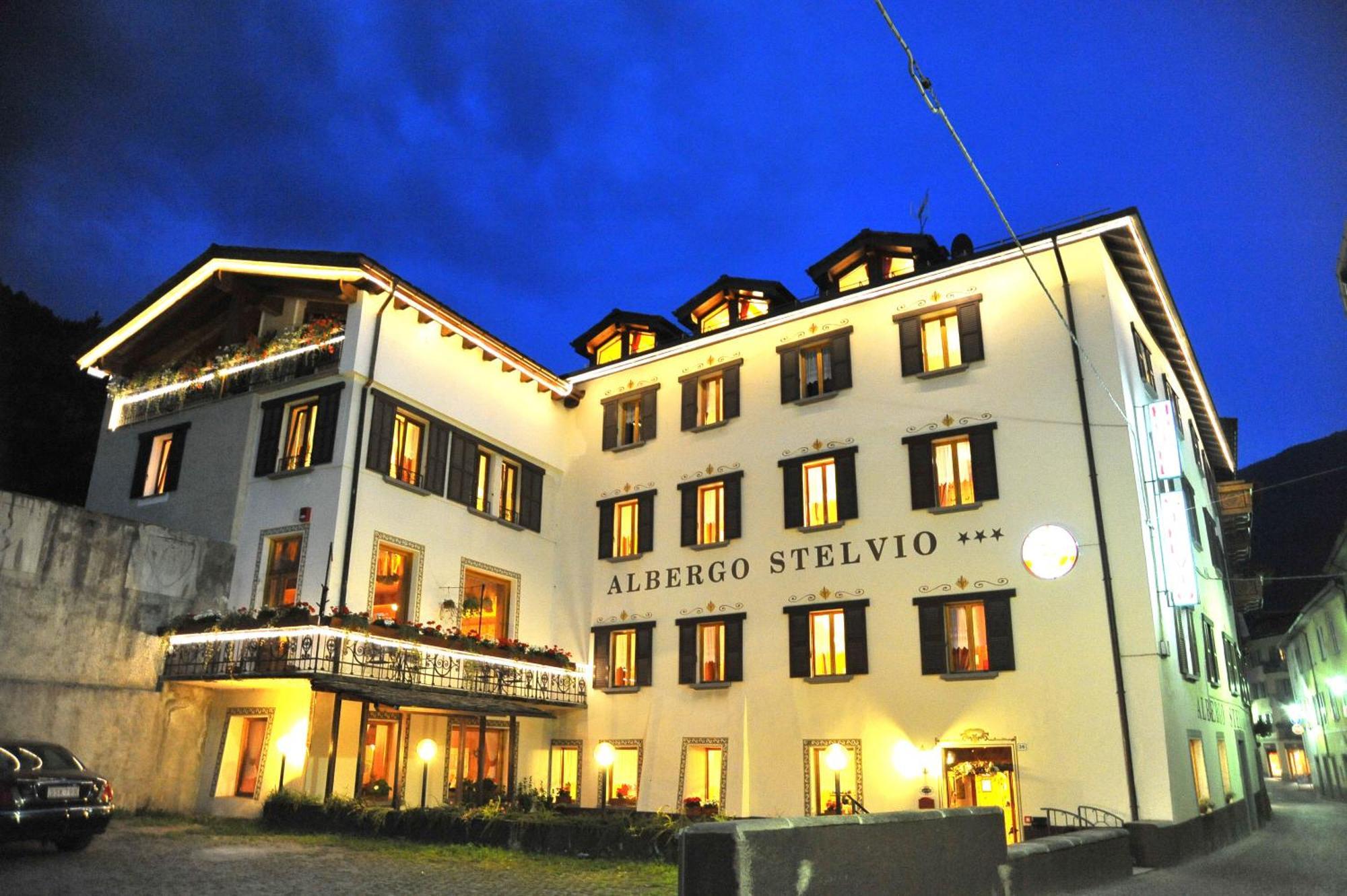 Albergo Stelvio ボルミオ エクステリア 写真