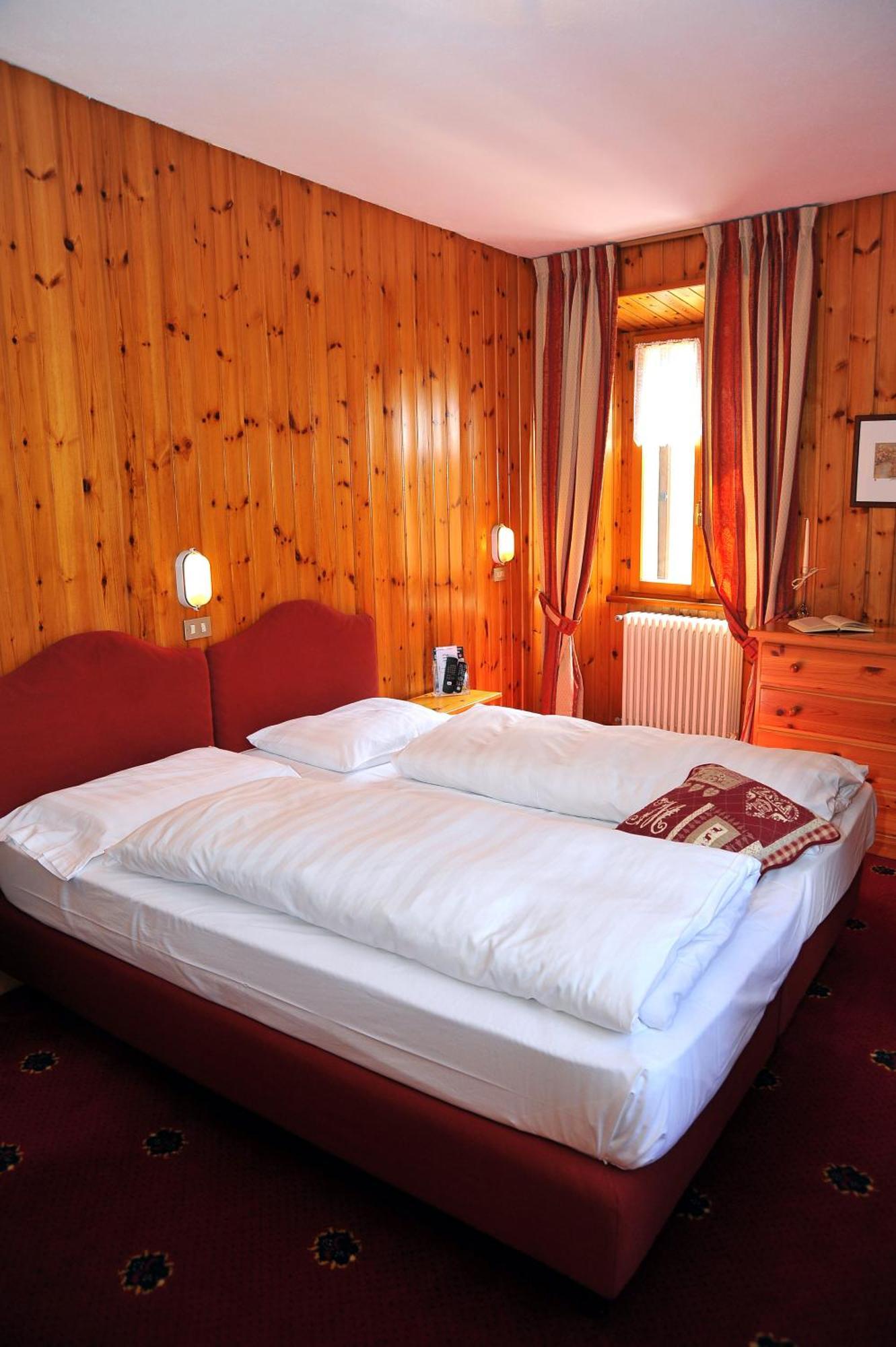 Albergo Stelvio ボルミオ エクステリア 写真